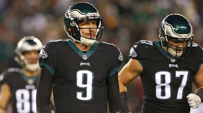 The Eagles got the win, but Foles couldn't find any rhythm against Oakland.